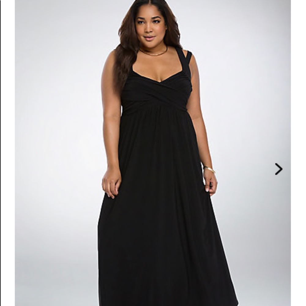 NWT Torrid Crisscross Maxi Dress Size 2